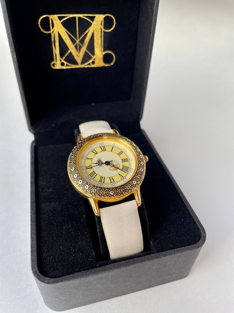 Decorative Round Face MET Watch image 1