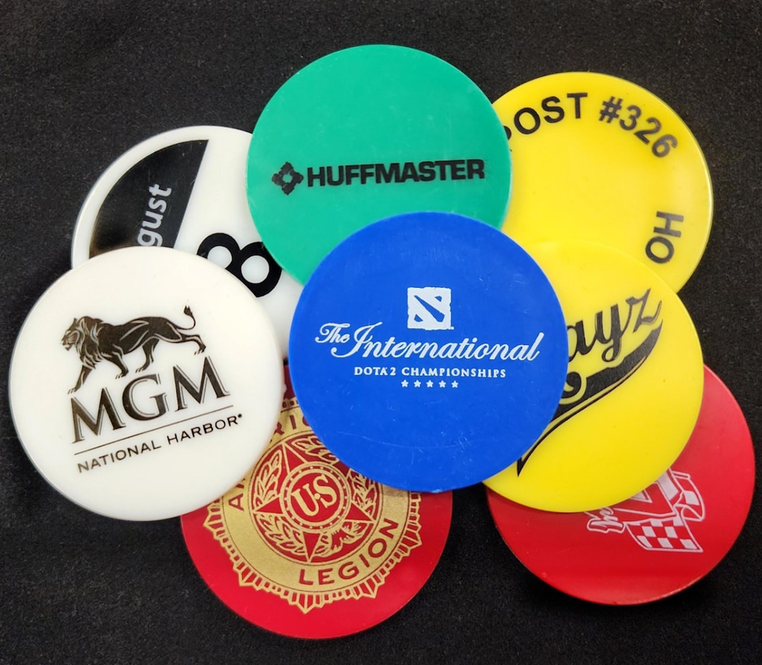 300 Custom Imprinted Plastic Tokens, 1-color, 1.5