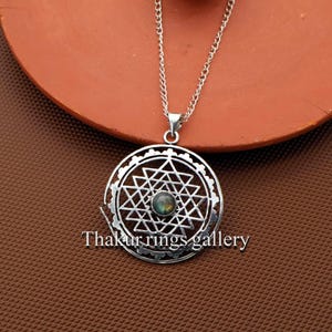 Sri Yantra Pendant Necklace with Labradorite Gemstone, Sacred Geometry Boho Jewelry, Handmade Spiritual Symbol Charm, Yoga Gift for Her