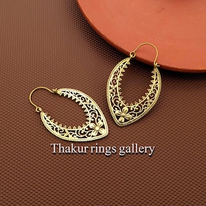 Floral Filigree Gold Earrings, Vintage Style Drop Earrings, Bohemian Festival Jewelry for Women
