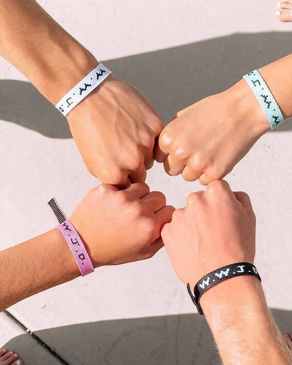 Wwjd wristband best sale