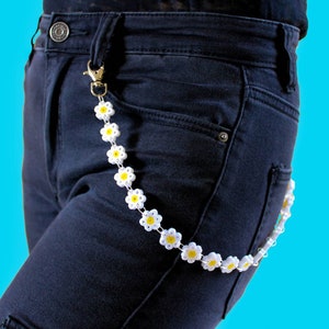 Daisy Flower Belt Chain: Y2K Perler Bead Jeans Chain