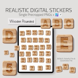 Könnte beinhalten: Digitale Aufkleber mit einem abgerundeten Holzdesign. Das Set enthält Buchstaben, Zahlen und Symbole, alle in einer realistischen Holzmaserung. Die Aufkleber sind vorgeschnittene PNGs, perfekt für die digitale Nutzung. Der Text "REALISTIC DIGITAL STICKERS" ist ebenfalls enthalten.