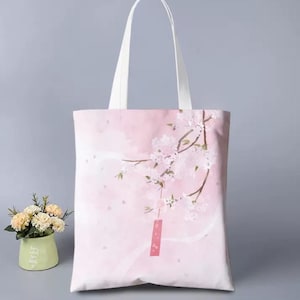 Shopping bag, tote bag, portable bag, reusable grocery bag, foldable bag, lightweight tote bag, Eco-friendly, folded shopping bag