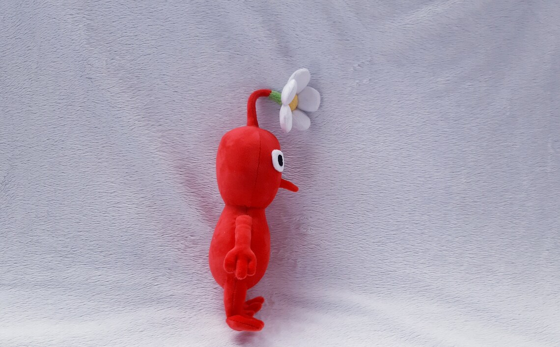 Red Pikmin Plush Toy Etsy red-pikmin-plush-toy-etsy