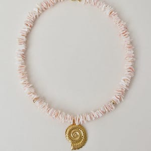 Puka Shell Choker: ciondolo in oro, collana da surfista