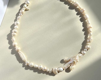 Déclaration collier de perles différentes formes perles perles irrégulières choker pieds de poulet perle chunky collier de perles cadeau unique unisexe