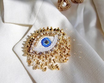 Evil eye handmade embroidered brooch, protection brooch, beaded eye brooch, gold color evil eye, crystal embroidered pin, amulet brooch