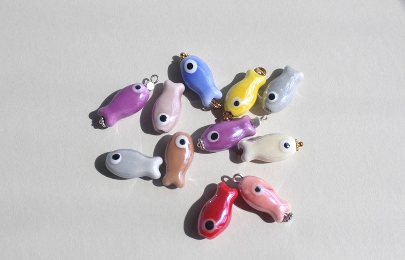 Please text  in comments what color you would like to get