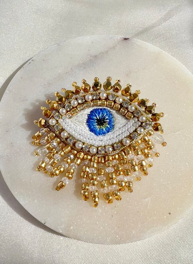 Evil eye handmade embroidered brooch, protection brooch, beaded eye brooch, gold color evil eye, crystal embroidered pin, amulet brooch image 5