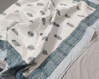 Couette indienne en coton Kantha réversible fait main, grande taille, literie bohème, couverture bohème, couvre-lit réversible vintage