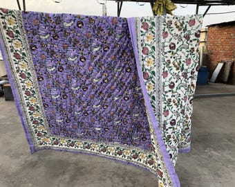 Handbedrukte katoenen quilt, Kantha plaid met bloemenprint, boho beddengoed, vintage boho