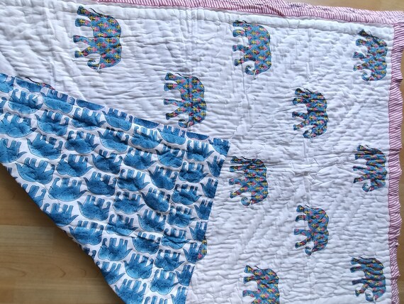 ハンドブロックプリントベビーキルト：オーガニックコットン新生児用