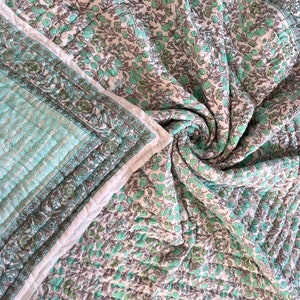 Indian Reversible Quilts, Jaipuri Razai, Soft Quilt, Hand Block Print Quilt, Jaipuri Famous Quilt, Queen size Quilt, Floral Quilt, Quilts