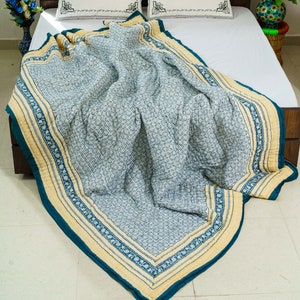 New Pattern Geometric Print Cotton Quilt,  Blue Color Quilt, Handmade Quilt, Cotton Bedspread, Queen Quilt, Bed Quilt, Throw Blanket, Quilt