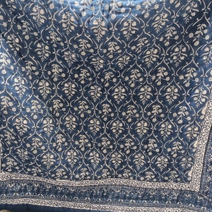 Handicrafted Blue & White Color Jaipuri Block Print Quilt, Reversible Razai Cotton Handmade Floral Quilt, Jaipuri Razai, Cotton Bedspreads