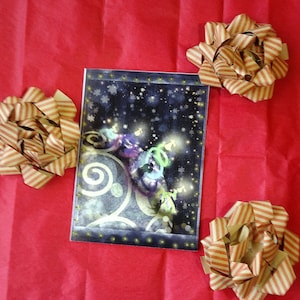Tarjeta de Navidad Espacial - 5x7 - Árboles de Navidad - Luces de Navidad - Baile - Celebración de Navidad - Estrellas - Copos de nieve -