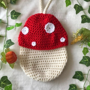 PATTERN*** - mushroom fairy drawstring bag - crochet by lynzi
