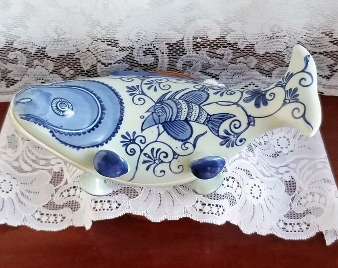 Vintage Blue Delft Lidded Whale Container Ceramic Sculpture Beautiful