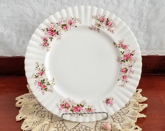 Royal Albert Lavender Rose Plate- 10 1/2 inches Dinner Plate - Nice shape -Some Wear on Gold Trim/Roses Great Color - Seven are available