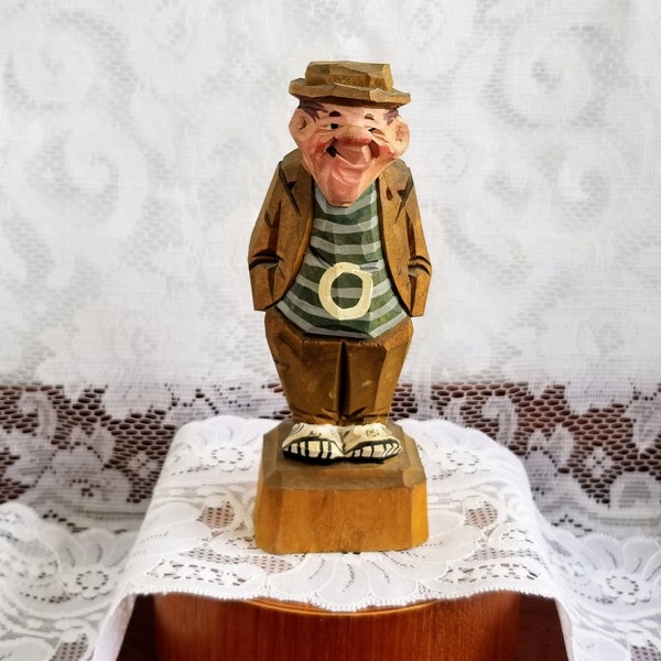 Vintage Wooden Carving Sculptor by Al Davidson - Canadian Artist - Hand Carved & Hand Painted Male Figure -6 1/2"  in Height - In Nice Shape