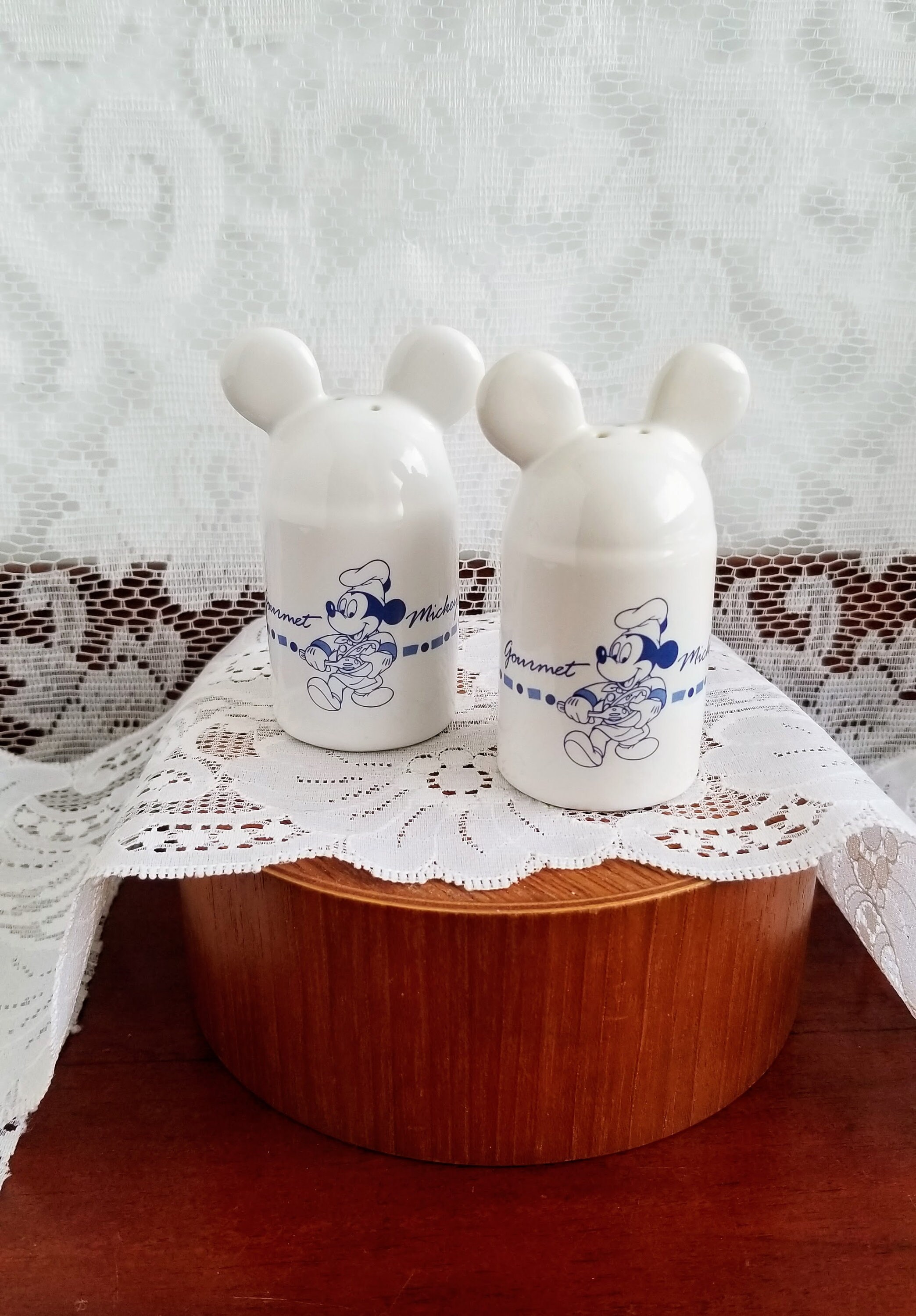 Gourmet salt and on sale pepper shakers