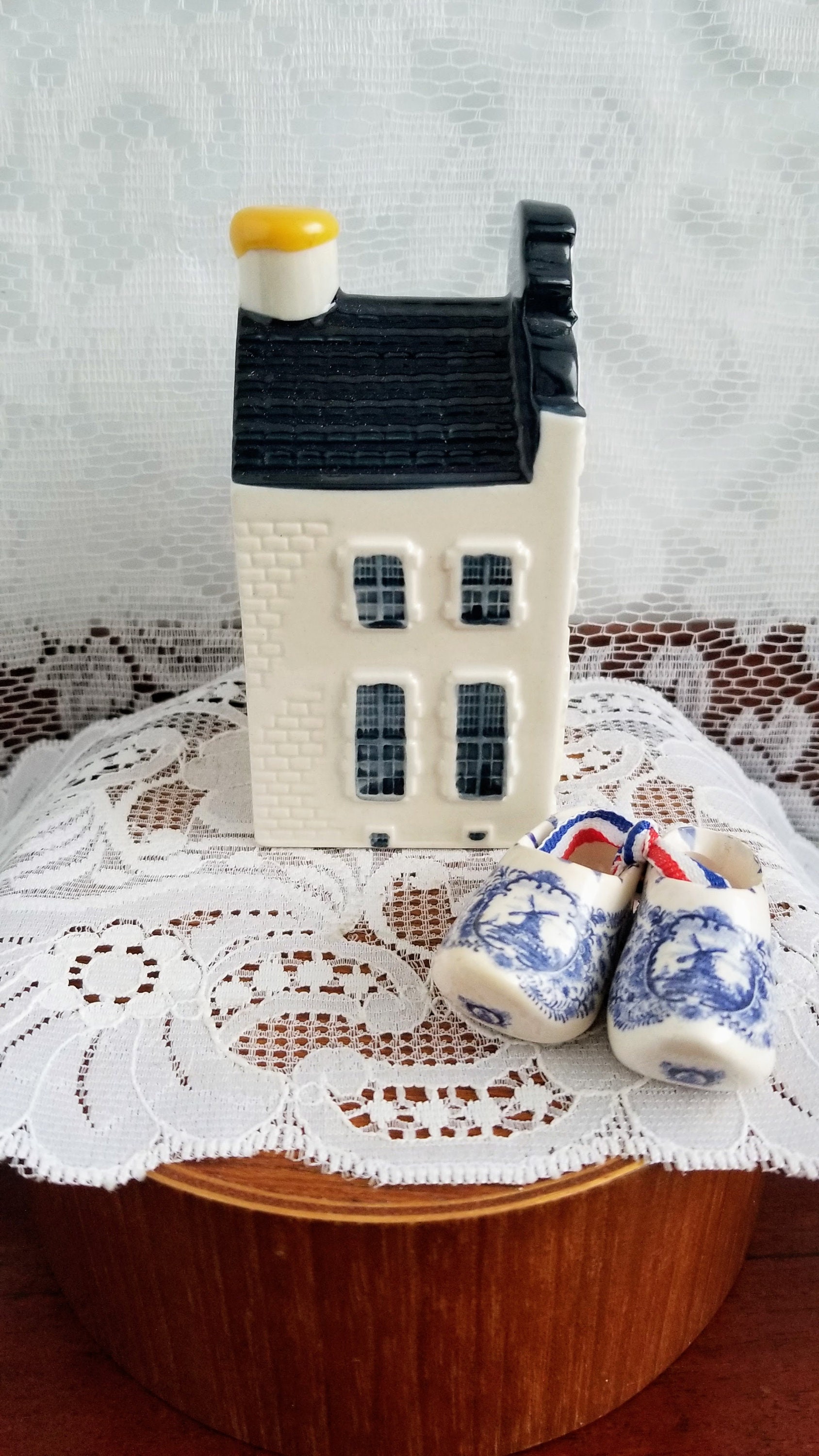 KLM Airlines #84 - House Bols Distilleries Delft Blue Miniature