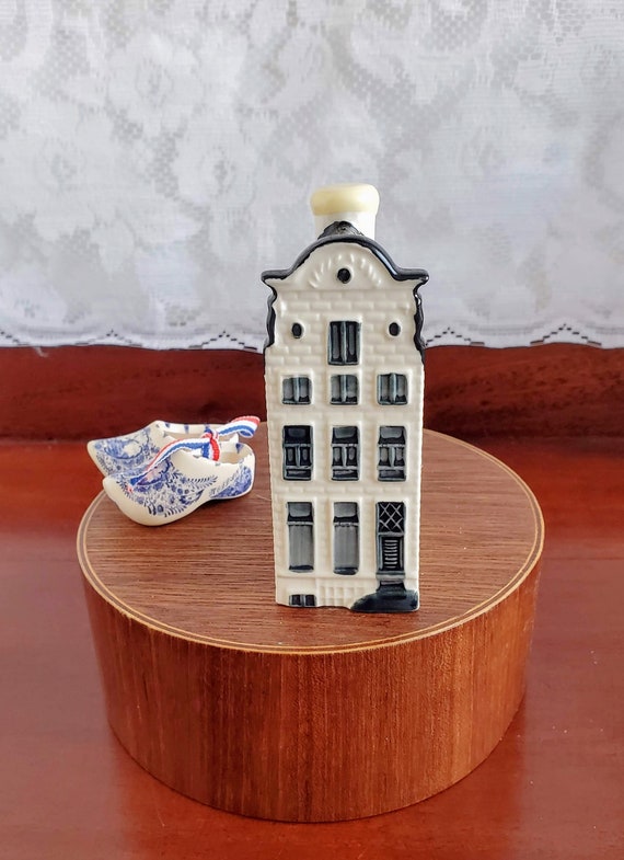 KLM House #60 - Airlines-bols Distilleries Delft Blue