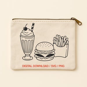 Puede incluir: Bolsa con cremallera de lona beige con una ilustración en blanco y negro de un batido, una hamburguesa y patatas fritas. El texto "DIGITAL DOWNLOAD / SVG / PNG" está impreso en rojo. Cremallera dorada.