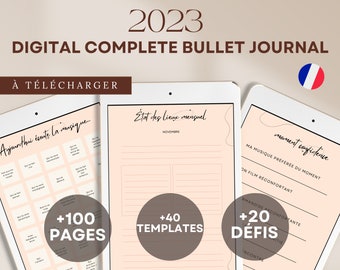 May include: A digital bullet journal with over 100 pages, 40 templates, and 20 challenges. The journal is designed for use on a tablet or computer. The cover of the journal is a peach color with a white border. The text on the cover is in French.