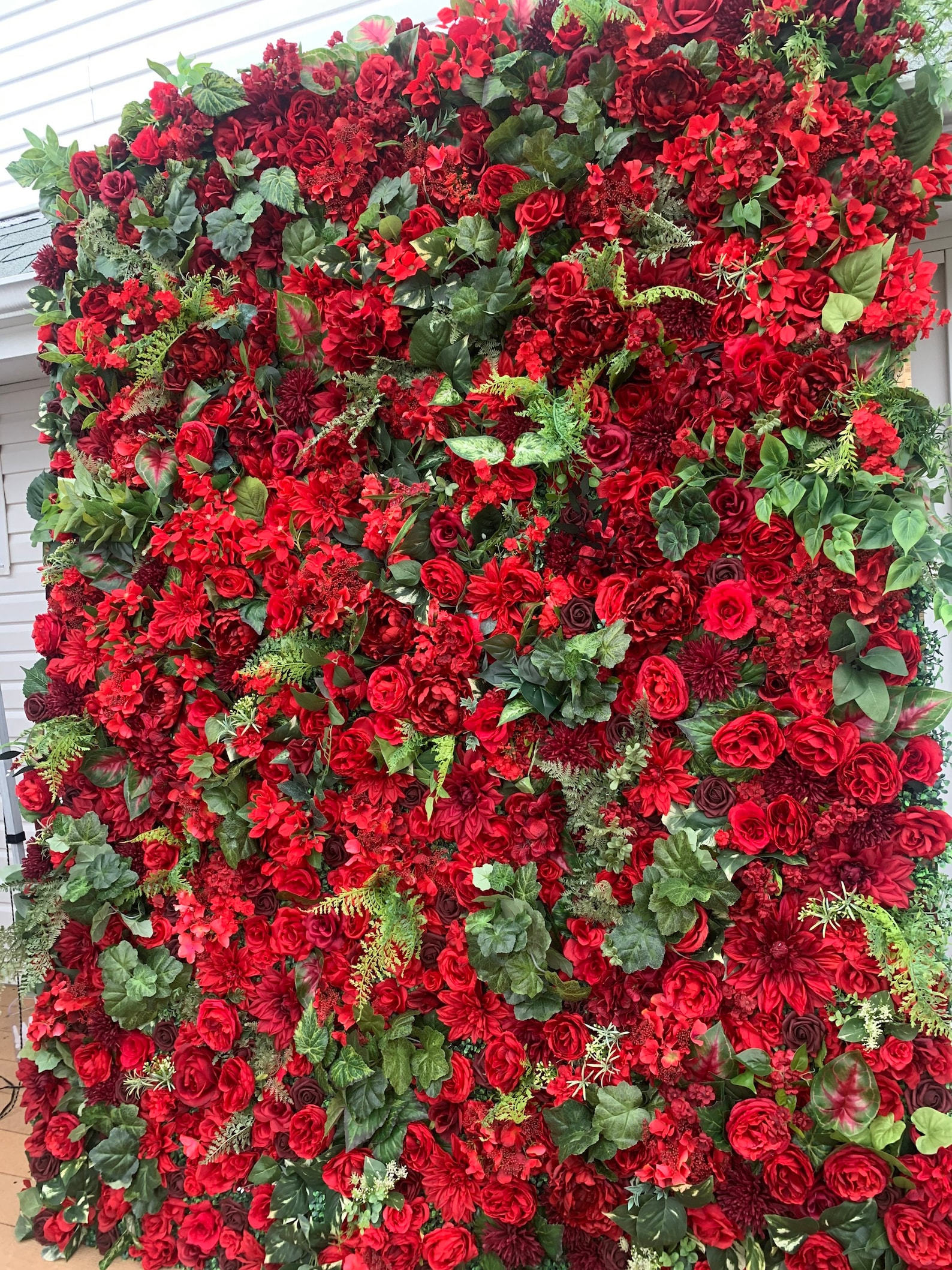 How Much Does A Flower Backdrop Cost at Thaddeus Barrow blog