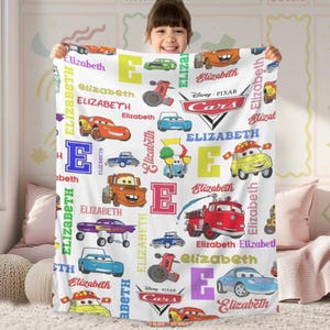 Manta polar personalizada de personajes de Disneyland Cars, manta de Rayo McQueen y Tow Mater, manta de Disneycars, regalo de cumpleaños para niño o niña imagen 2