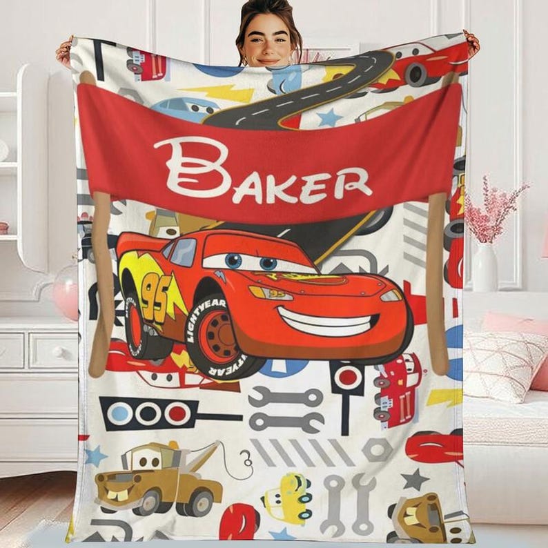 Manta polar personalizada de personajes de Disneyland Cars, manta de Rayo McQueen y Tow Mater, manta de Disneycars, regalo de cumpleaños para niño o niña imagen 3