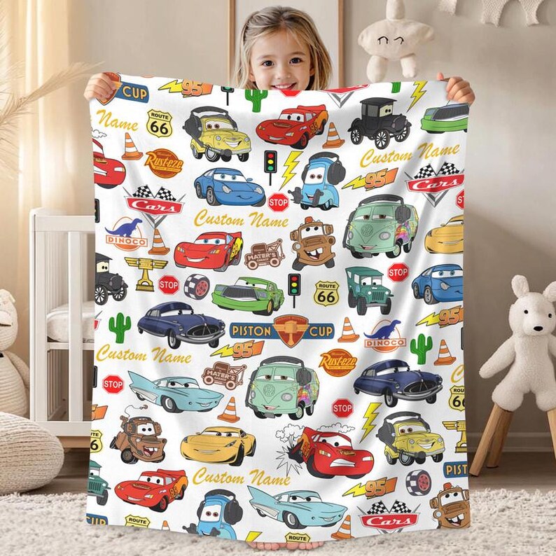 Couverture Lightning McQueen Cars personnalisée, couverture personnages Pixar Cars, couverture Disneyland, couverture pour bébé Cars, cadeau d'anniversaire image 3