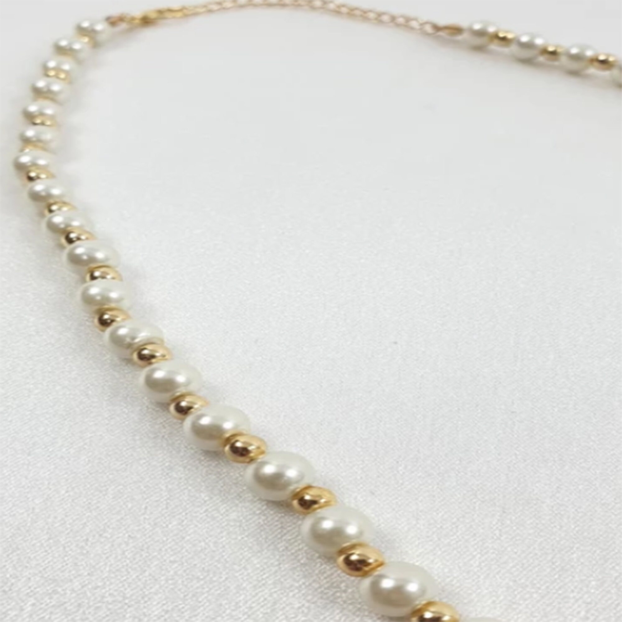 Bead Gold and White Pearl Detailed Necklace Etsy