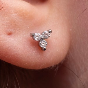 Tiny Trinity Stud Earring, Three Stones Minimalist flat back piercing, Internally Threaded Tiny Triple CZ Labret Cartilage, Tragus, Helix