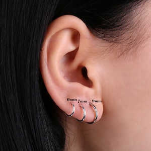 Sterling Silver Seamless Hoops for Helix, Cartilage & Tragus, Cartilage, Helix, Tiny Huggie, Hoop Earrings, Silver Minimalist Rook Hoop