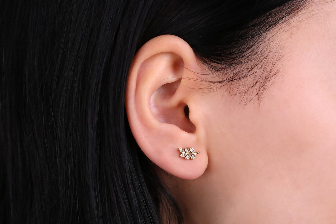 18G Surgical Steel Leaf Flat Back Tragus Stud Earring, Cartilage Stud