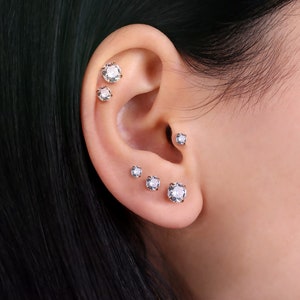 16G/18G/20G G23 Titanium Flat Back Push in CZ Labret Stud •Gold Silver Threadless Tragus stud, Sleep earring, Cartilage, Helix Piercing Stud