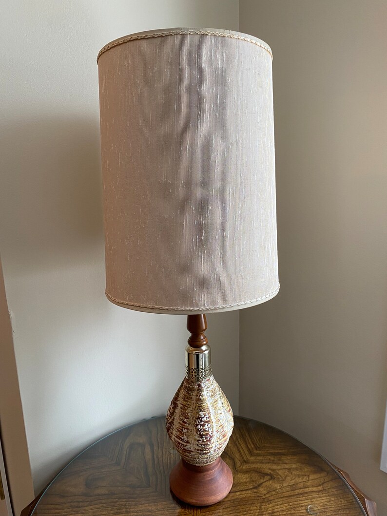 Vintage MCM Table Lamp image 5