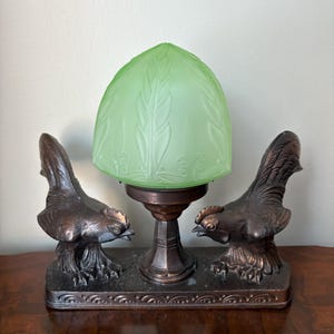 Lámpara de radio antigua de uranio con forma de pájaro