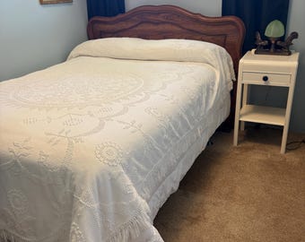 Vintage Cotton Hobnail Bedspread