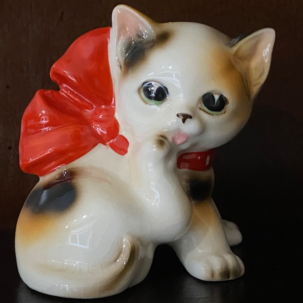 Vintage Porcelain Kitten