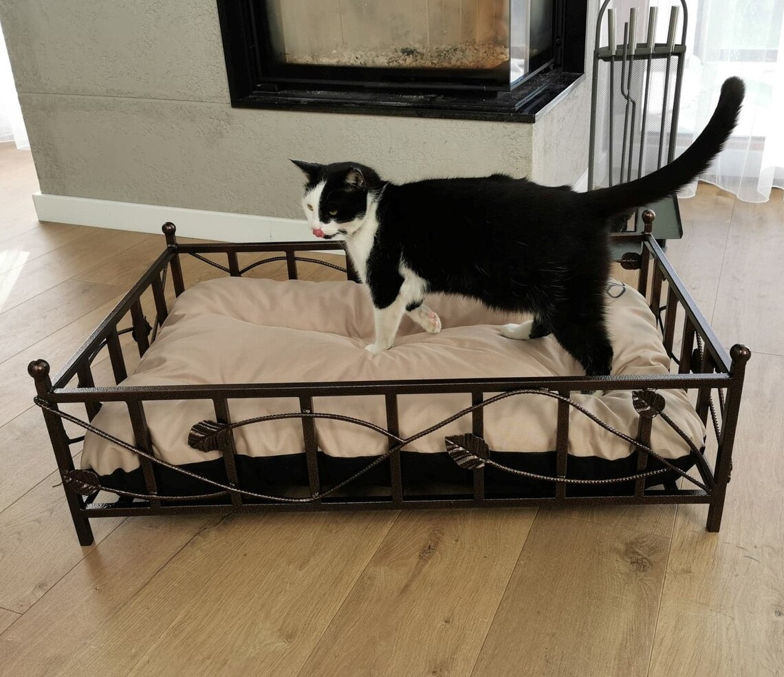 Stylish pet bed. Metal durable frame beautifully decorated. A Etsy