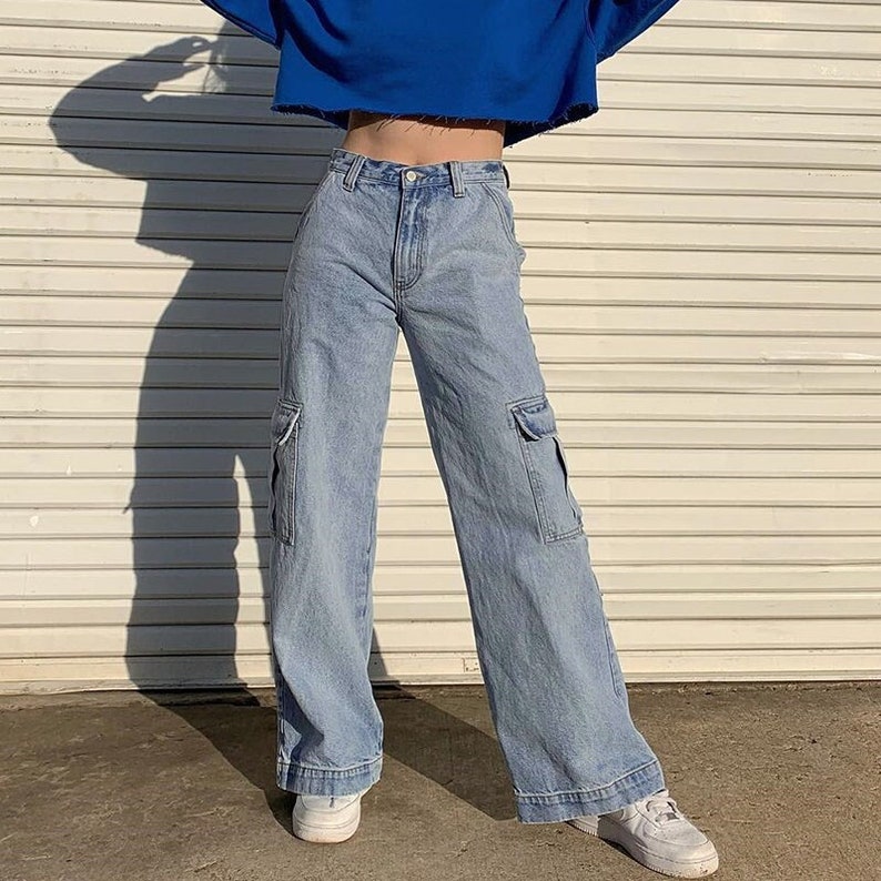 Aesthetic Baggy Jeans / Light Blue Jeans / High Waist Jeans / Cargo Pants / Streetwear Jeans. 