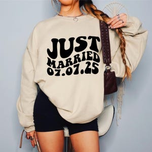 Personalized Just Married Sweatshirts, Mr and Mrs Sweatshirt Hoodies, Bride and Groom, Just Married Crewnecks, Honeymoon Gifts