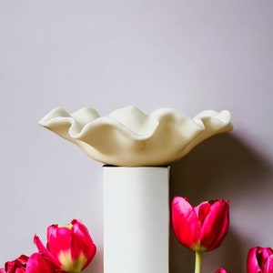 Hygge Flower Candle Holder / Ikebana image 1