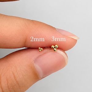 18G Tiny Three Ball Labret Flat Back Stud Titanium - tragus stud - conch earring - tragus - helix - cartilage piercing - Nose Stud
