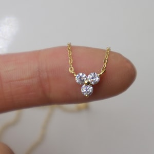 sterling silver Clover flower Necklace, Trio CZ necklace, Sterling Silver Necklace, minimalist necklace, dainty necklace, Gift for her