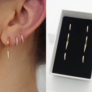 Ensemble cadeau de boucles d'oreilles en argent sterling avec breloques Spike, Huggie Hoop, boucles d'oreilles, cadeau prêt, cadeau pour elle, cadeau pour maman, ensemble cadeau
